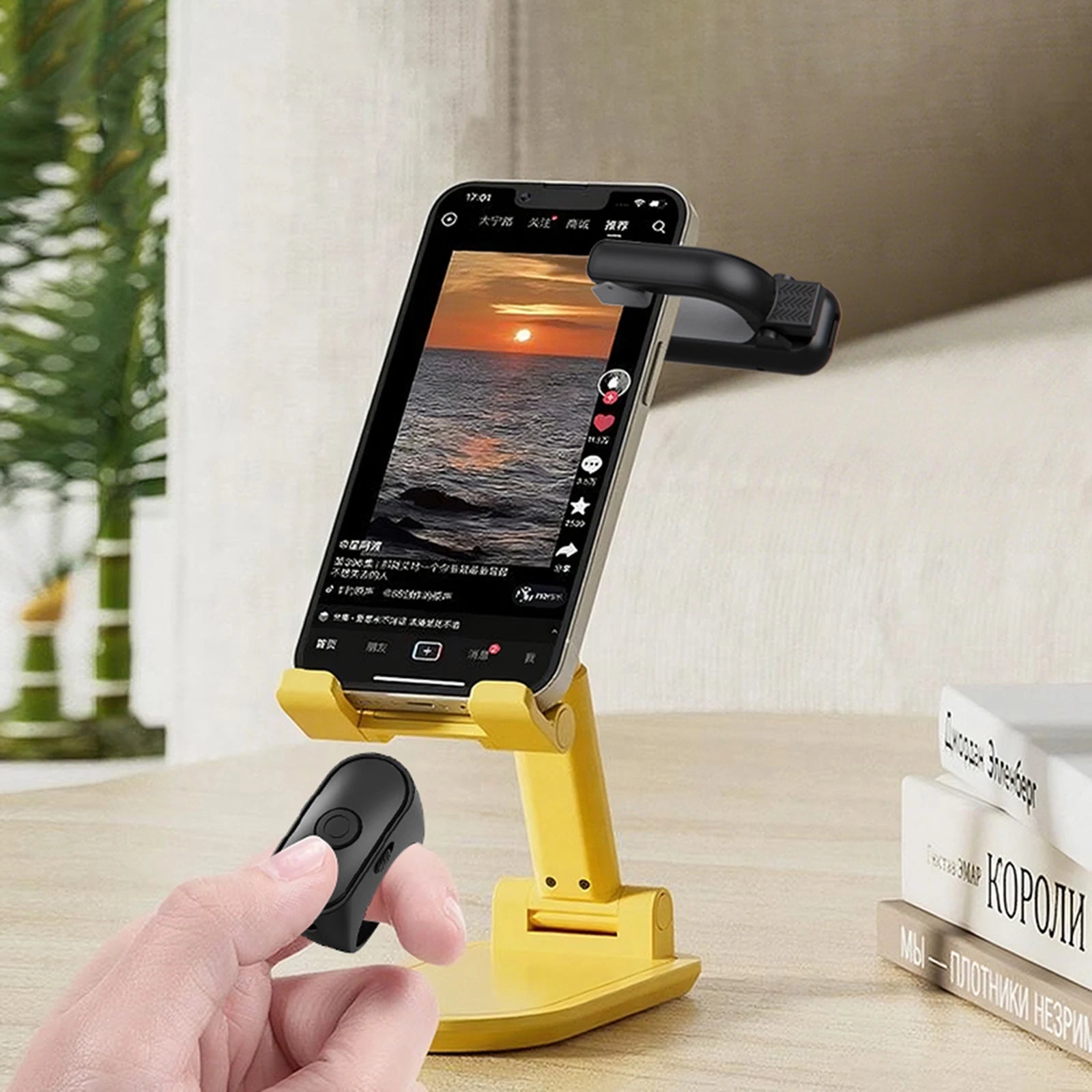 2-in-1 Page Turner Clicker Wireless Page Turner Remote Control E-Reader Phone Camera Record Trigger Remote for Kindle