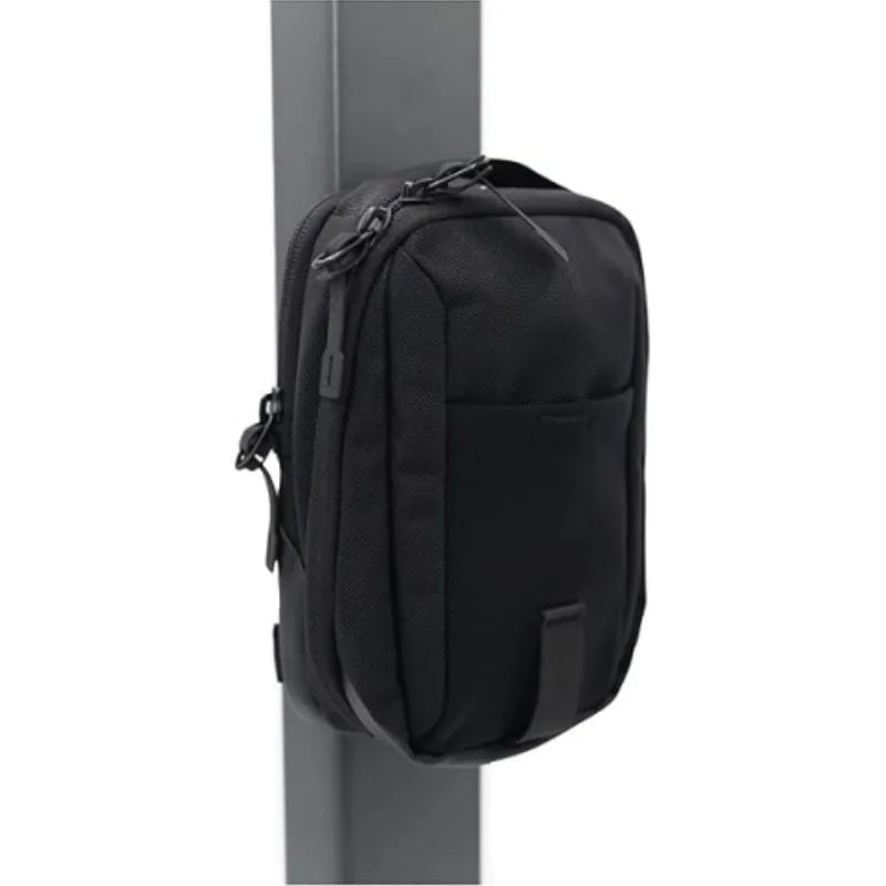 Magnetic water bottle bag, outdoor sports storage phone bag, magnetic fitness phone chest bag